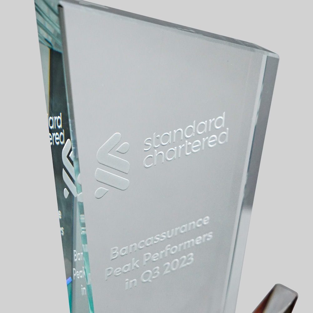 幻彩變色水晶獎座