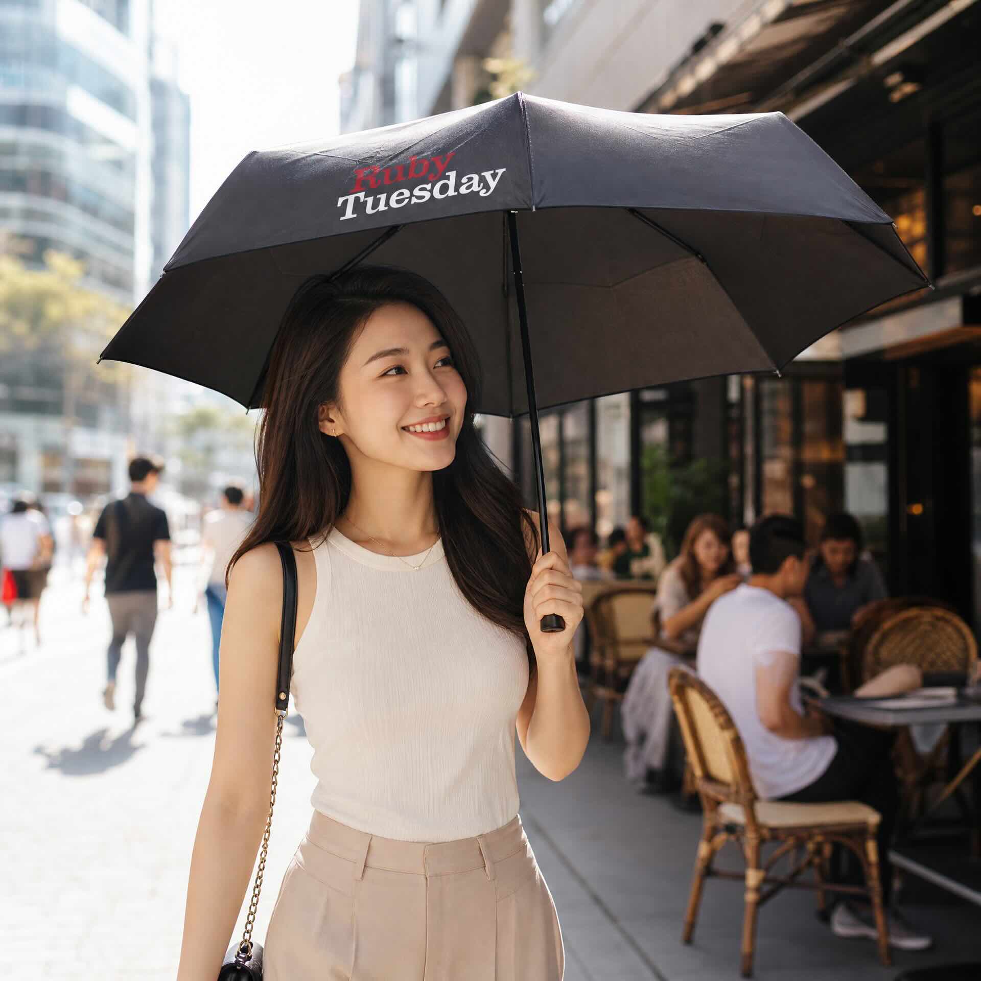 Ruby Tuesday 訂製摺合雨傘：餐飲品牌推廣案例