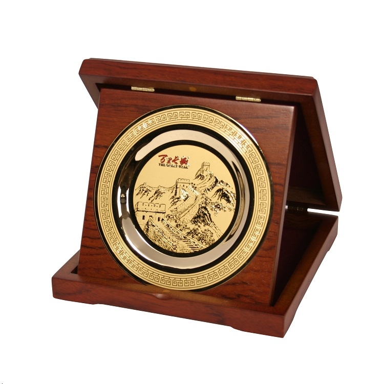 Metal plaque with wooden package