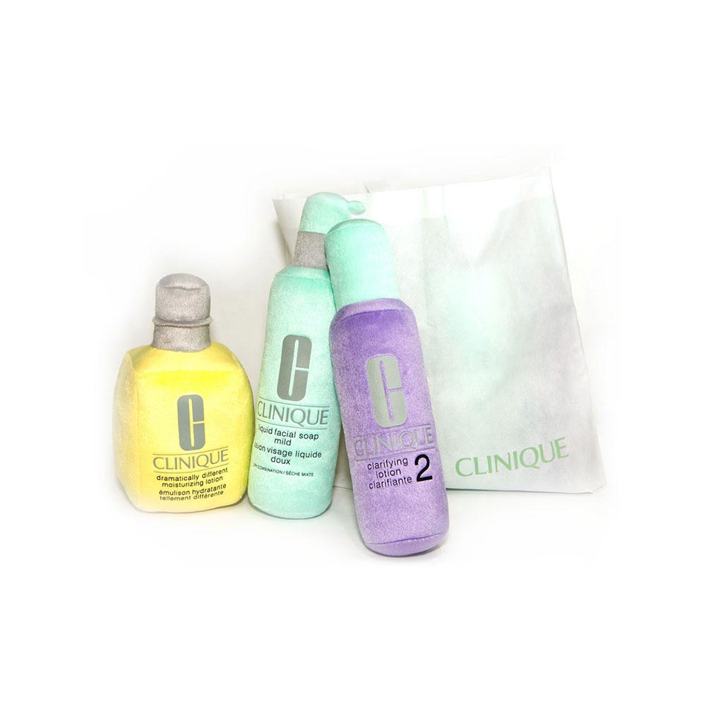 倩碧 Clinique「護膚三部曲」化妝品造型訂製毛公仔案例