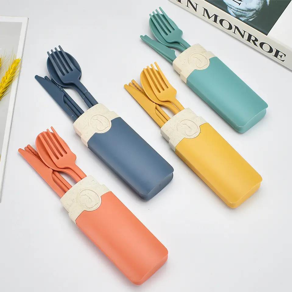 Wheat Straw Cutlery Set with Semi-Transparent Case