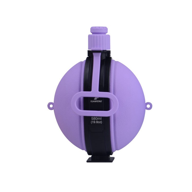 Silicone collapsible water bottles with compass
