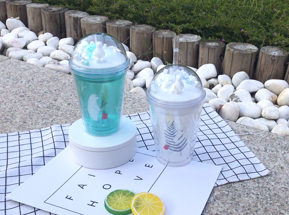 Novelty Plastic Drinking Cups