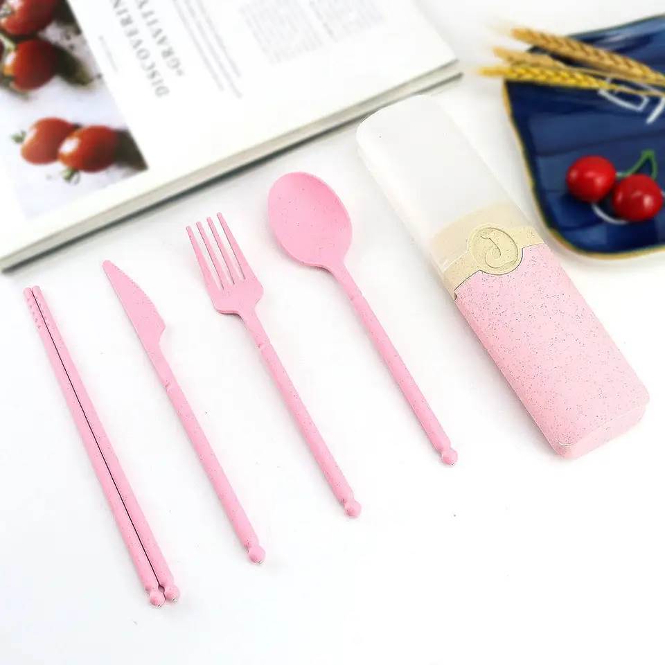 Wheat Straw Cutlery Set with Semi-Transparent Case