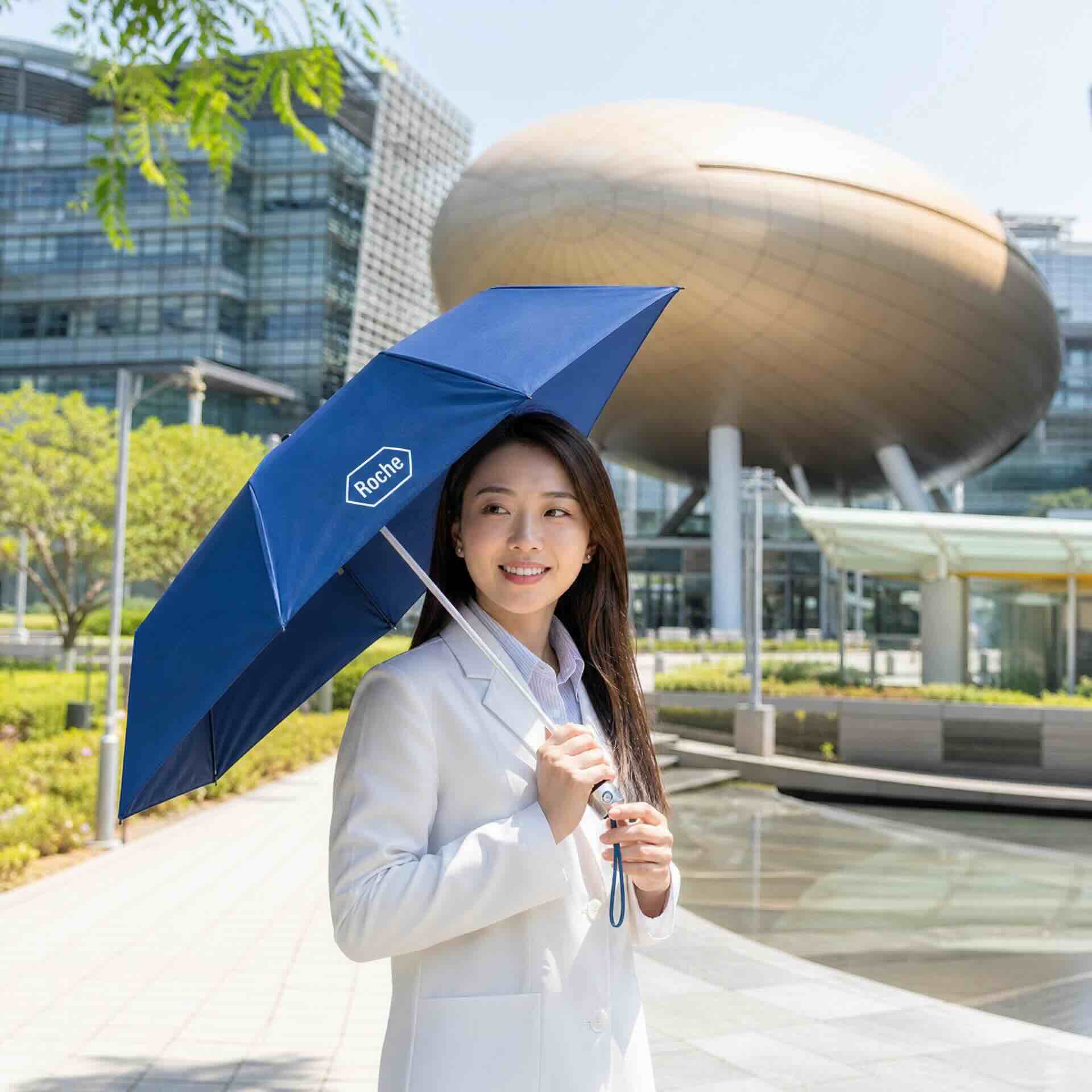 羅氏診斷 (Roche) 訂製 250T 3 摺雨傘：醫療保健品牌推廣案例