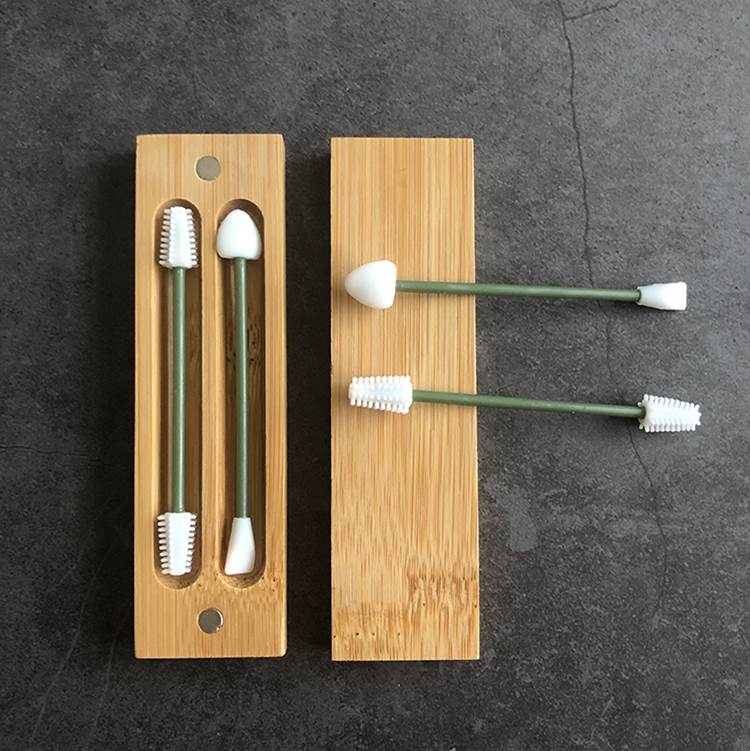 Silicone Cotton Swab with Bamboo Case