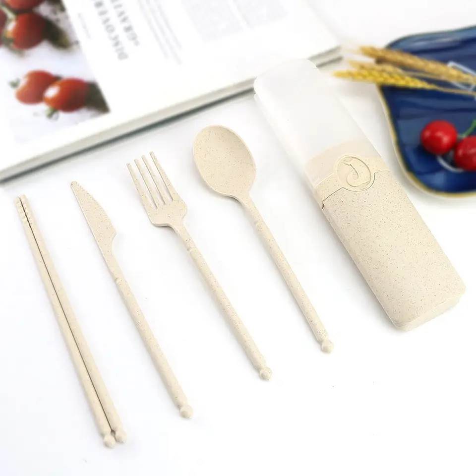 Wheat Straw Cutlery Set with Semi-Transparent Case
