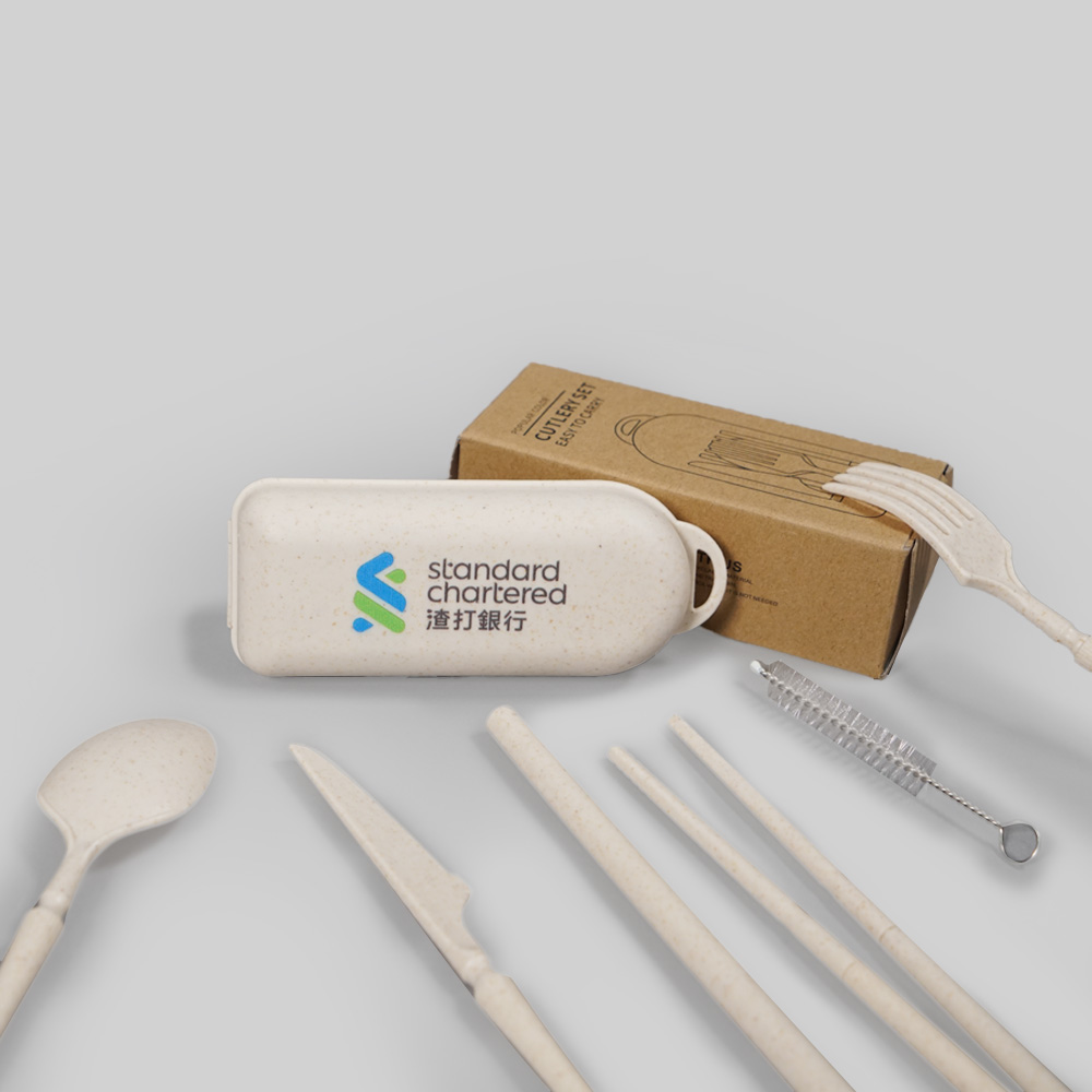 Portable wheat straw cutlery set with case