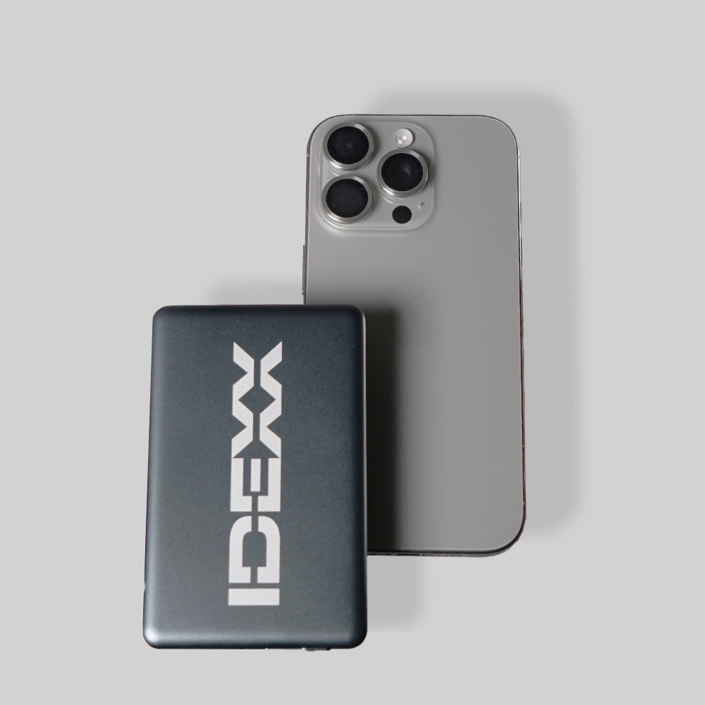15W 5000mAh Ultra Slim Magnetic Wireless Power