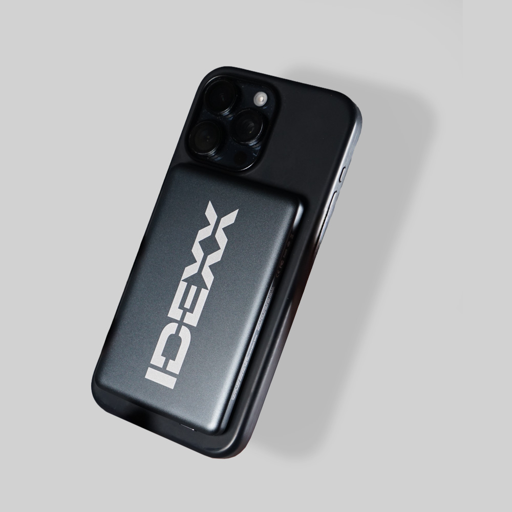 15W 5000mAh Ultra Slim Magnetic Wireless Power