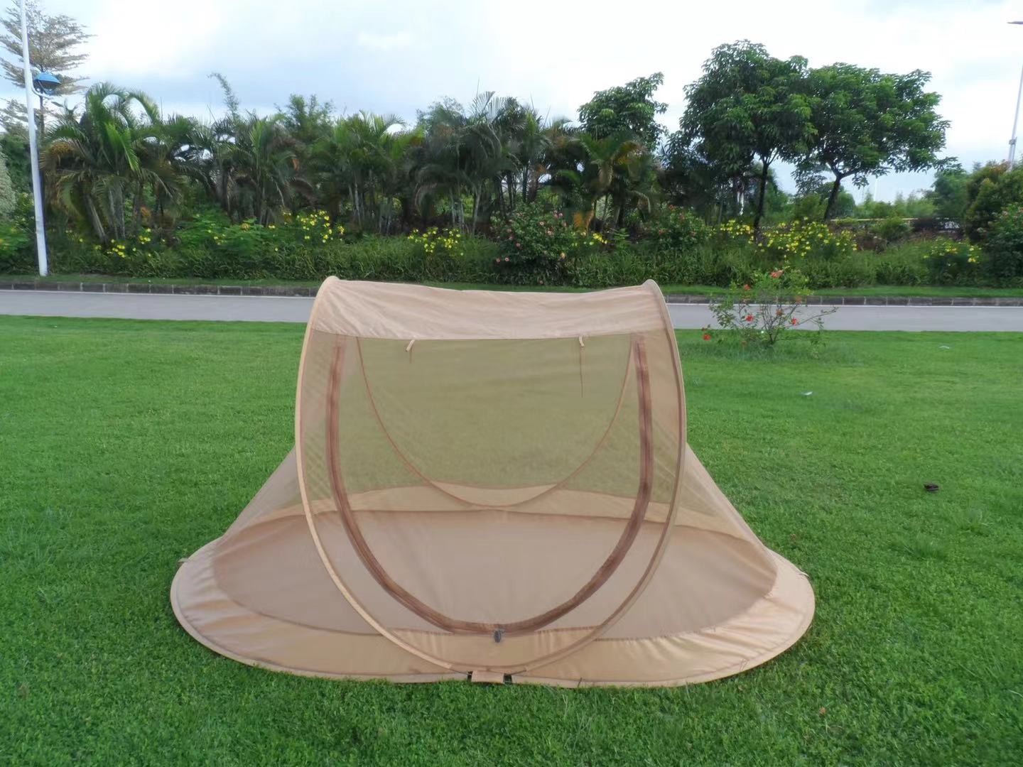 Camping tent