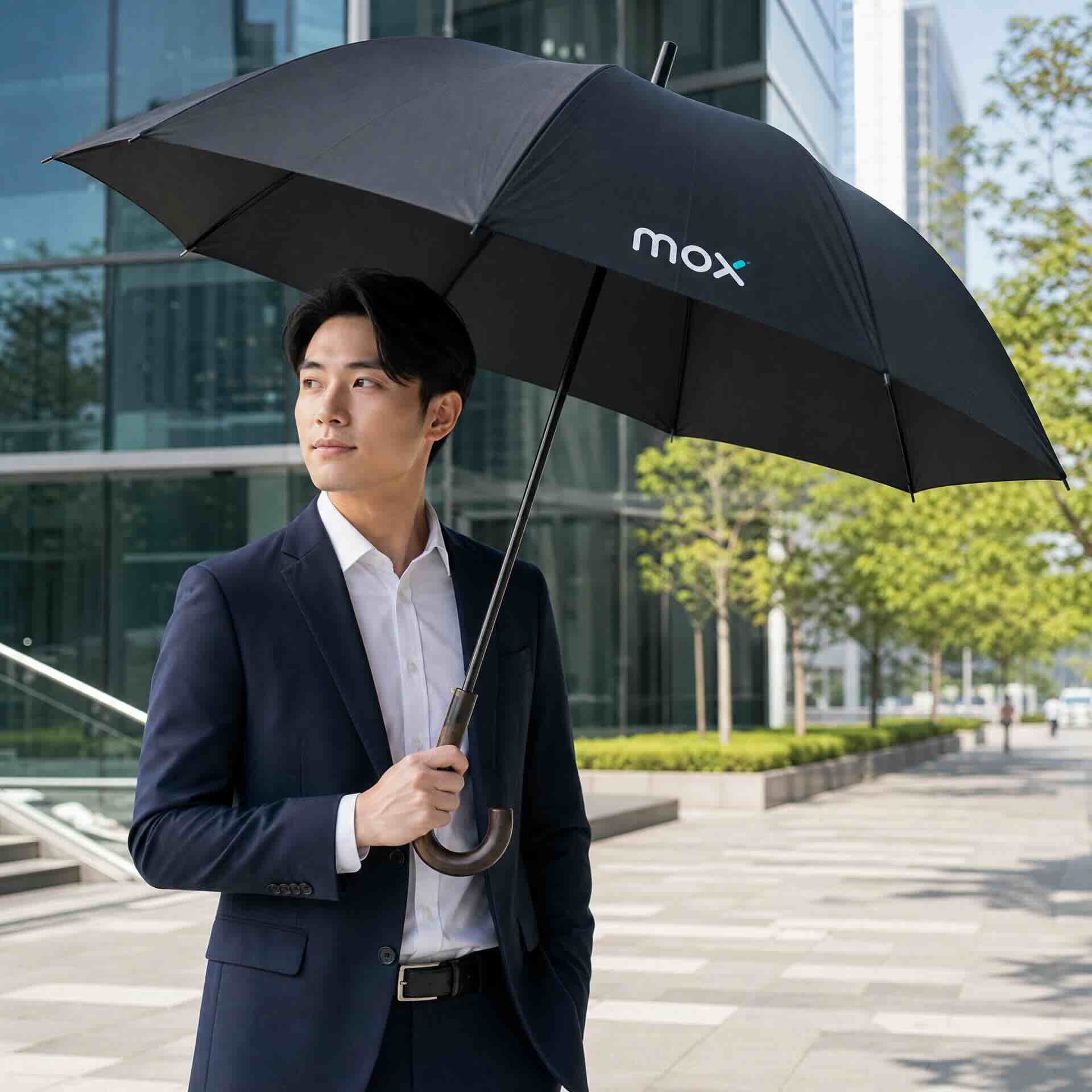 Mox Bank 極簡摺疊傘：金融科技品牌互動資產