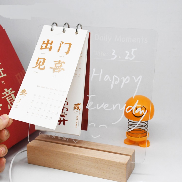 DIY Luminous Message Desk Calendar