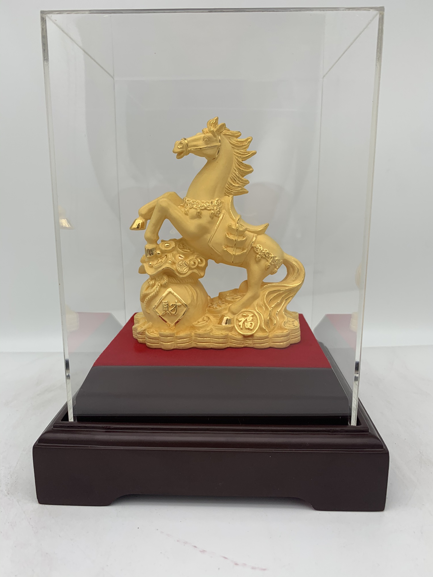 鍍金擺設
