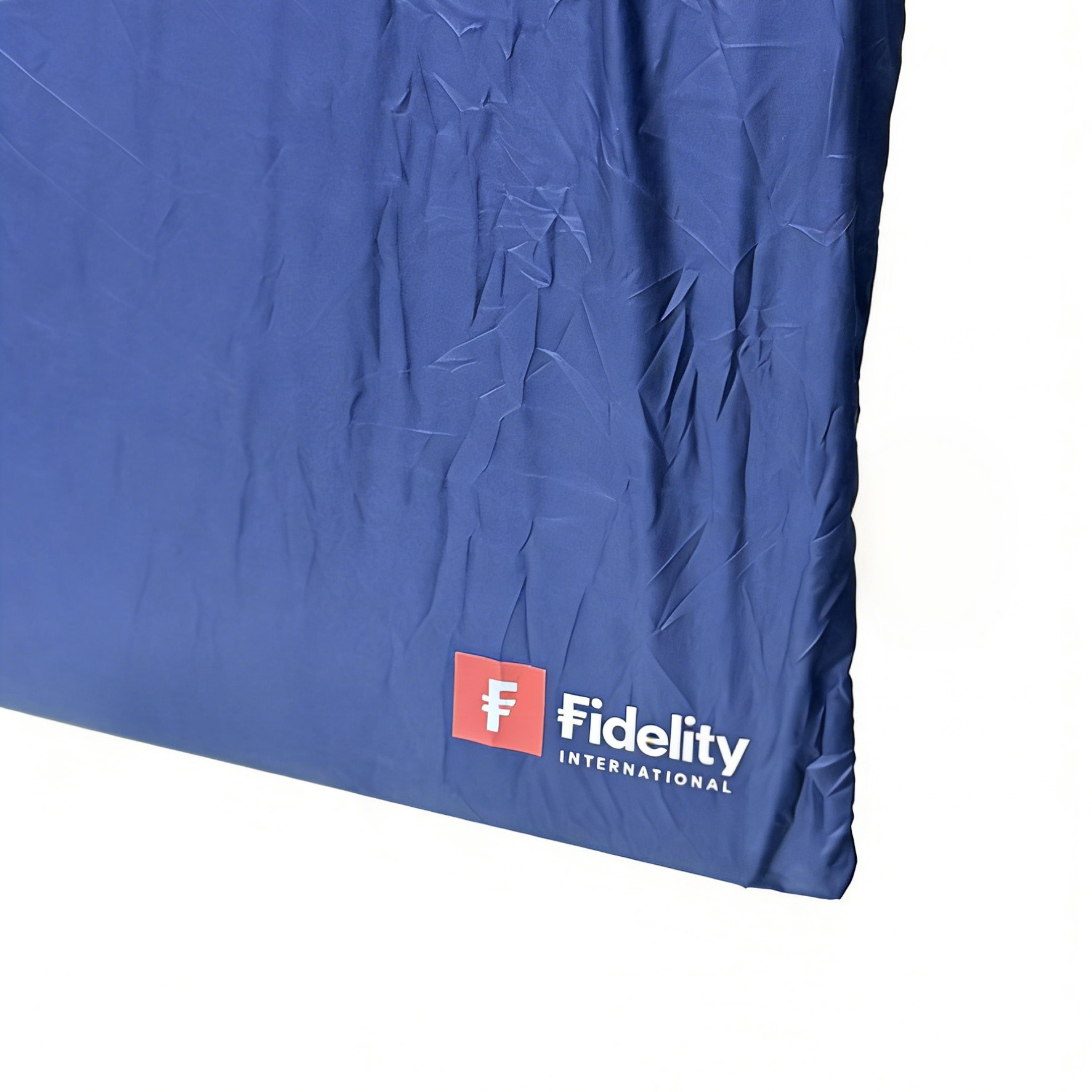 Foldable shopping bag with a drawstring pouch and a carabiner